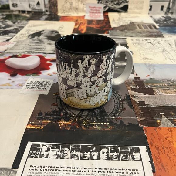 Vintage 101 Dalmatians mug - Picture 5 of 8